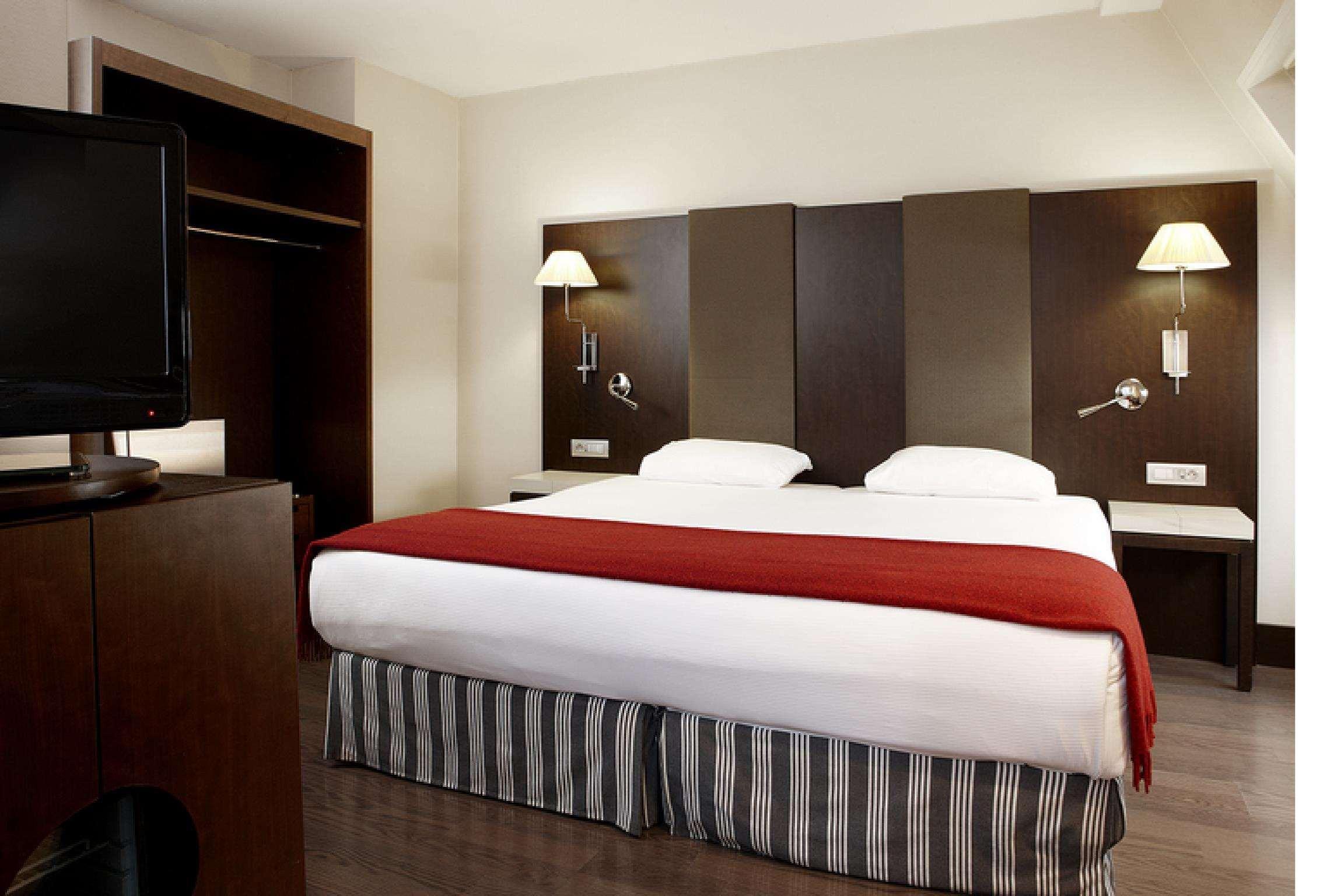 เอ็นเอช บรัสเซลส์ หลุยส์ Hotel Saint-Gilles ภายนอก รูปภาพ