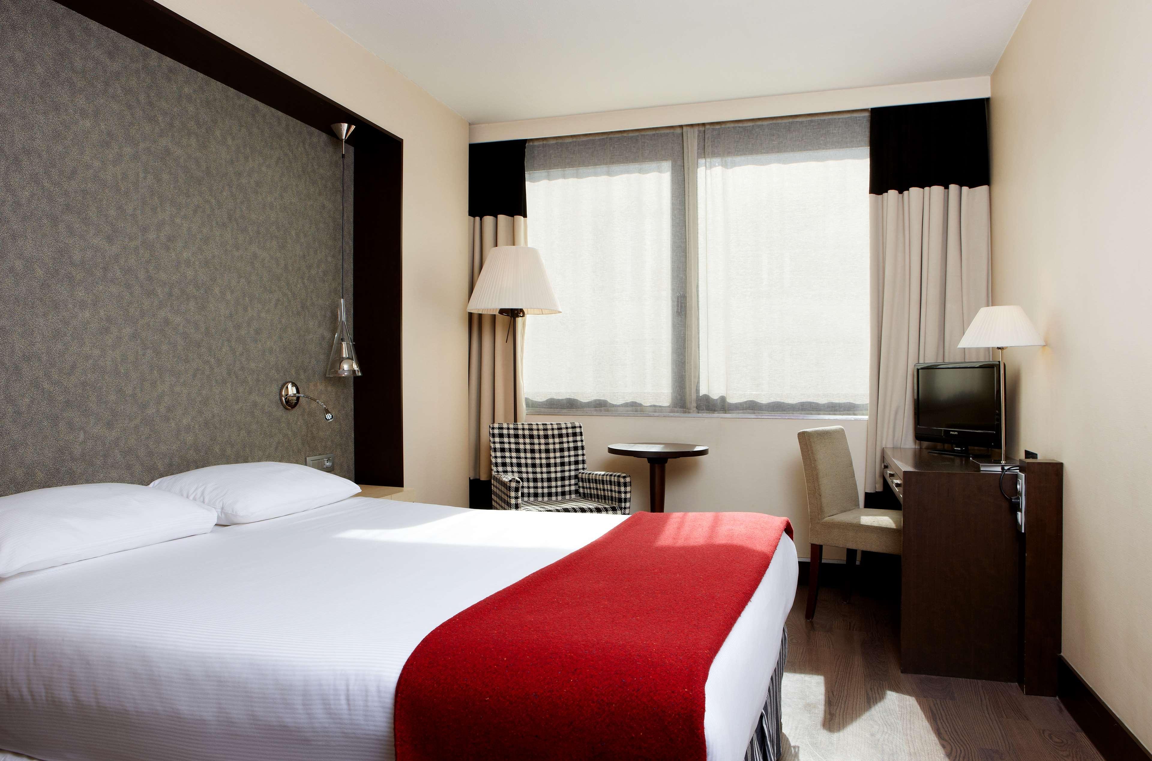 เอ็นเอช บรัสเซลส์ หลุยส์ Hotel Saint-Gilles ภายนอก รูปภาพ