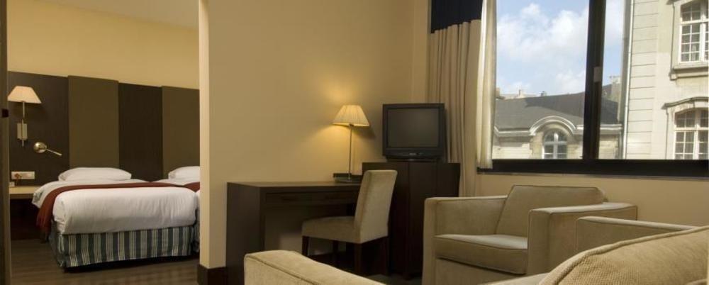 เอ็นเอช บรัสเซลส์ หลุยส์ Hotel Saint-Gilles ภายนอก รูปภาพ