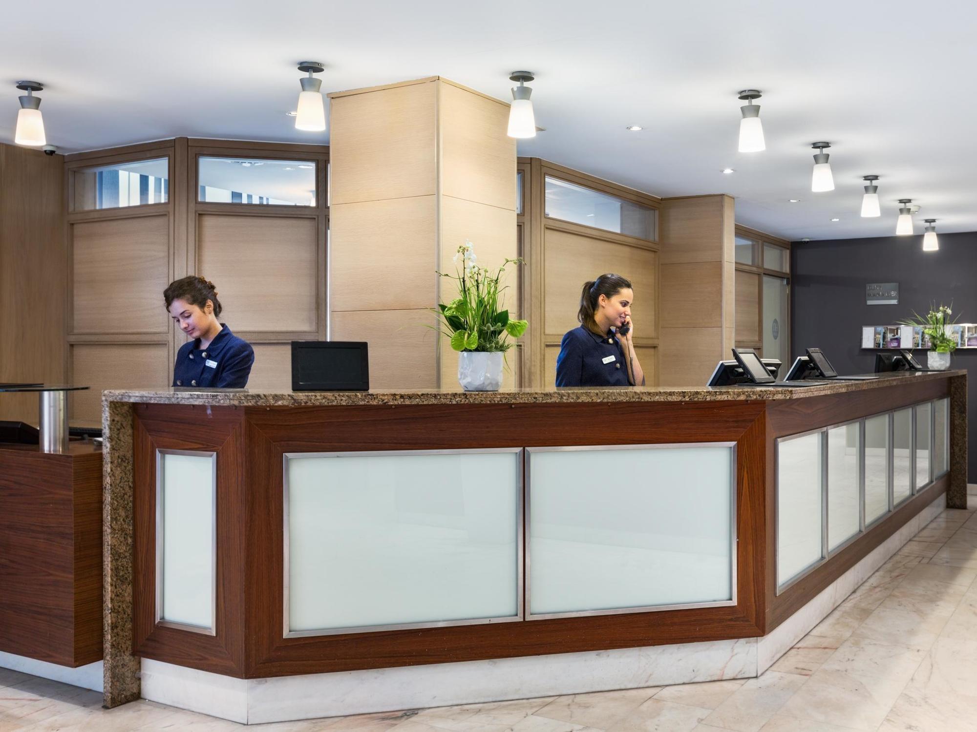 เอ็นเอช บรัสเซลส์ หลุยส์ Hotel Saint-Gilles ภายนอก รูปภาพ
