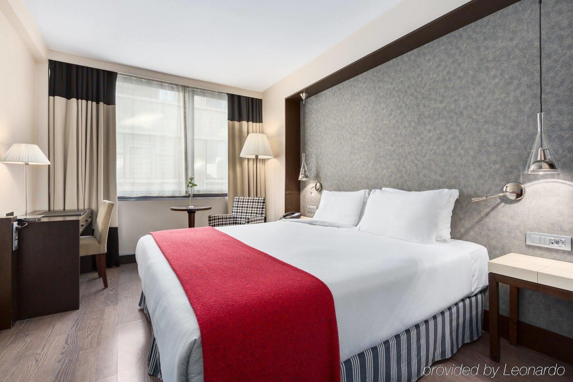 เอ็นเอช บรัสเซลส์ หลุยส์ Hotel Saint-Gilles ภายนอก รูปภาพ